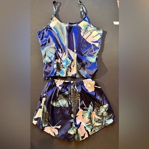 Brand new Shein Cami & shorts, size M